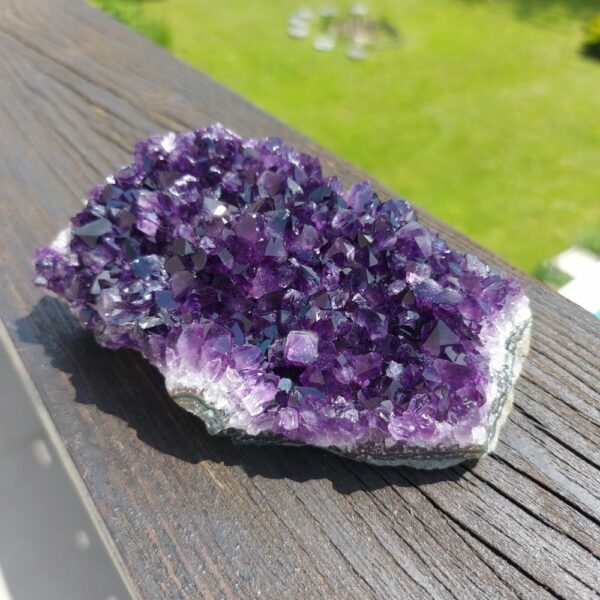 Dein-Seelenstein-Amethyst-Cluster-dunkel