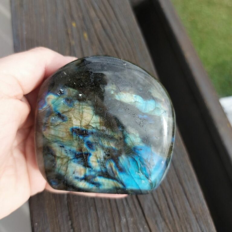 Labradorit Freiform | Heilstein